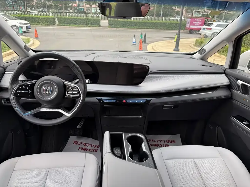 Buick GL8 2024 из CN, фото 8
