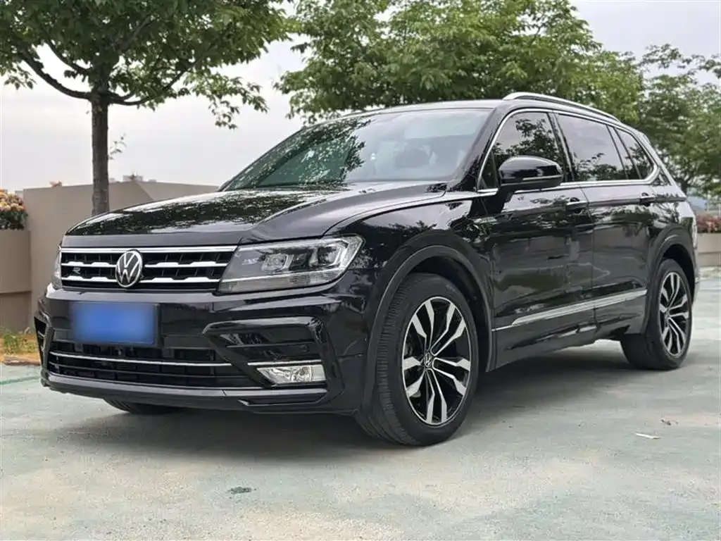 Volkswagen Tiguan L 2021 из CN, фото 1