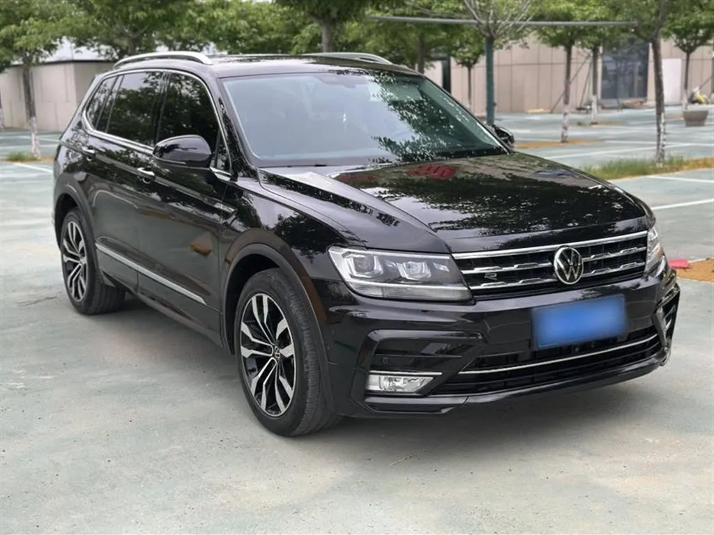 Volkswagen Tiguan L 2021 из CN, фото 6