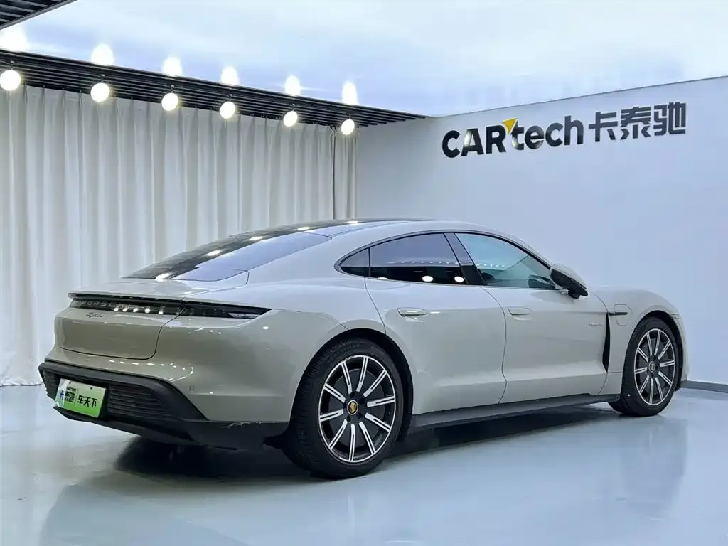Porsche Taycan 2021 из CN, фото 3