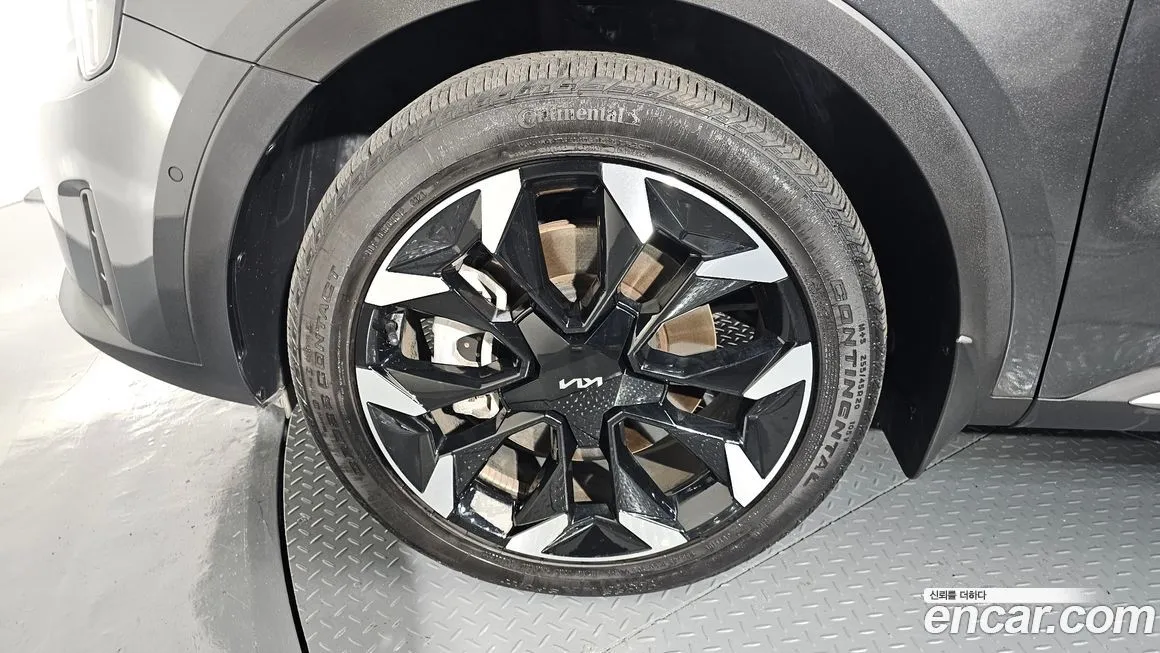Kia Sorento — фото 5
