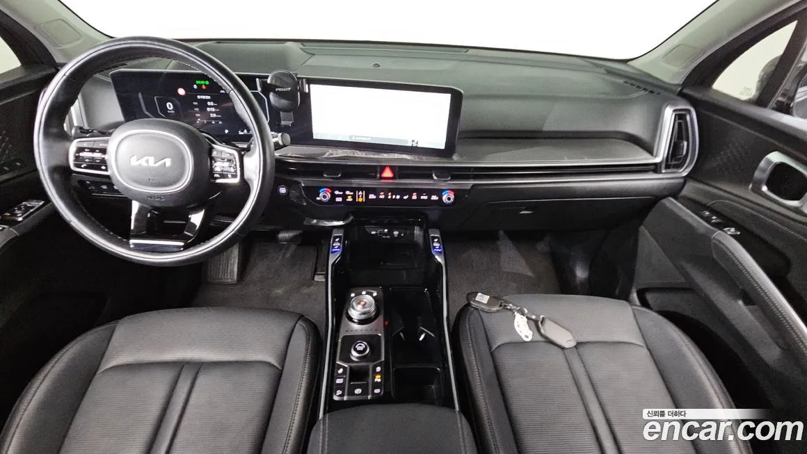 Kia Sorento — фото 7