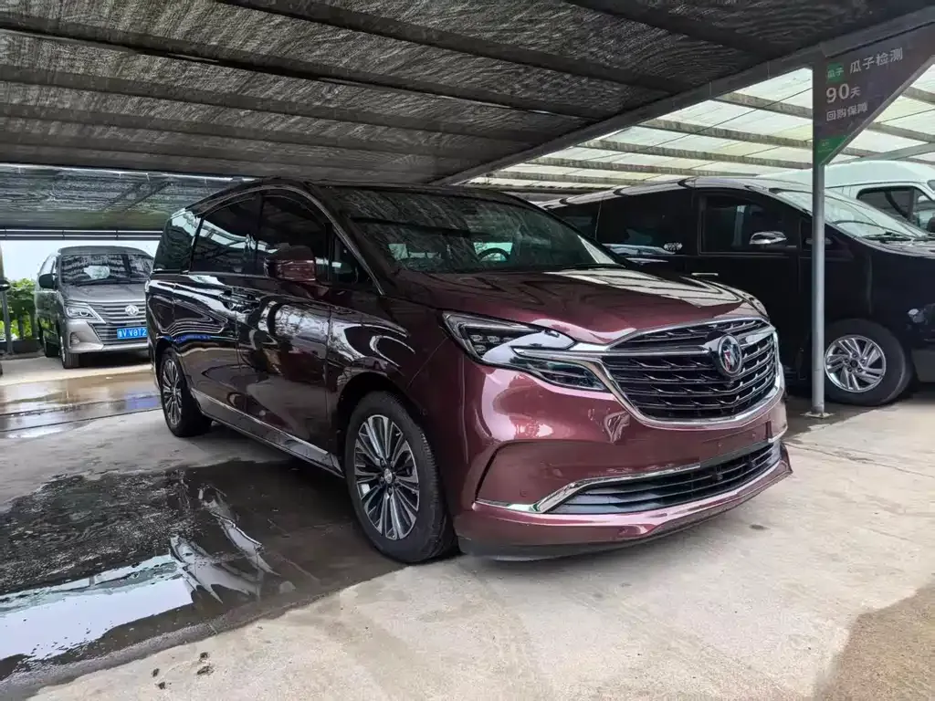 Buick GL8 2022 из CN, фото 2