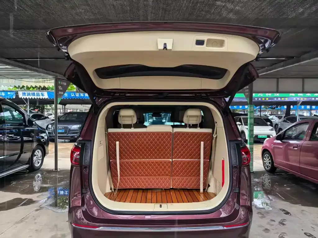 Buick GL8 2022 из CN, фото 5