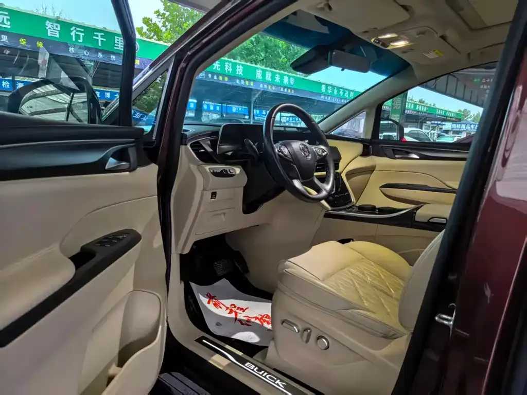 Buick GL8 2022 из CN, фото 7