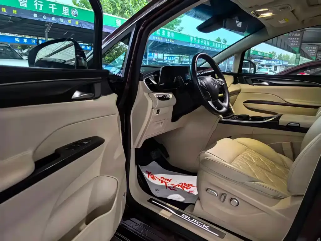 Buick GL8 2022 из CN, фото 9