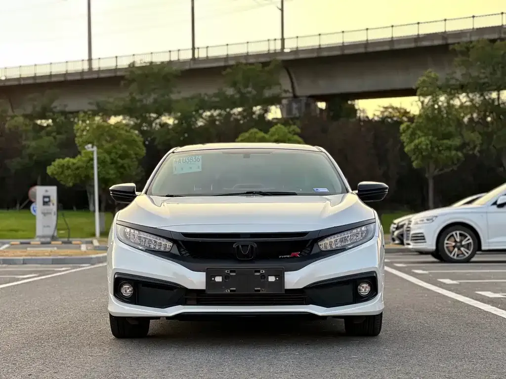 Honda Civic — фото 2