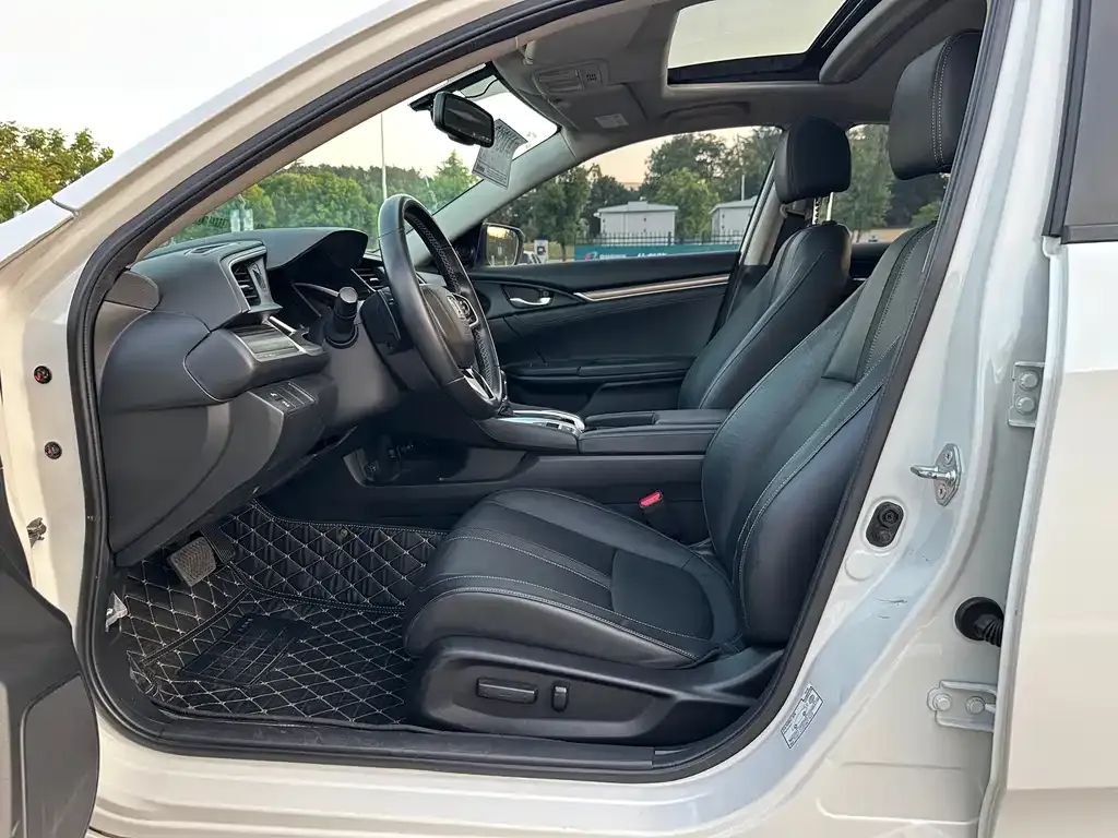Honda Civic — фото 5