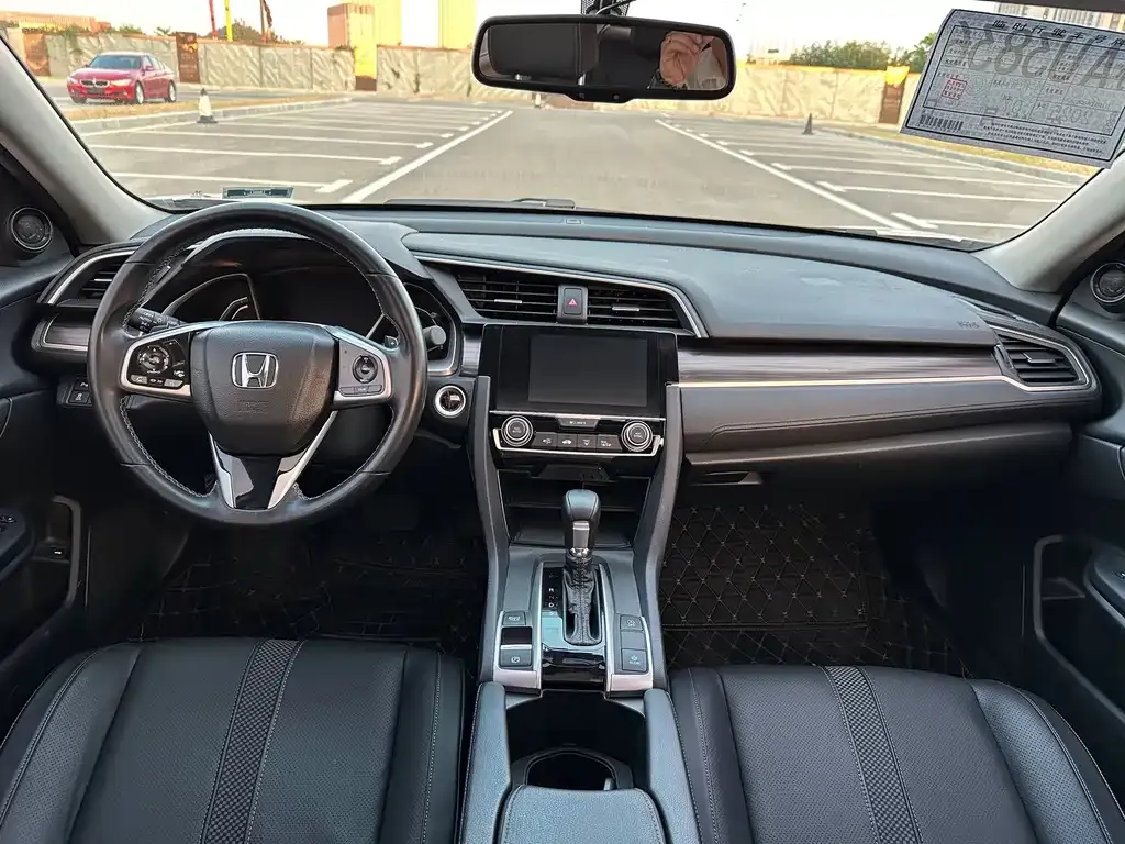 Honda Civic — фото 7