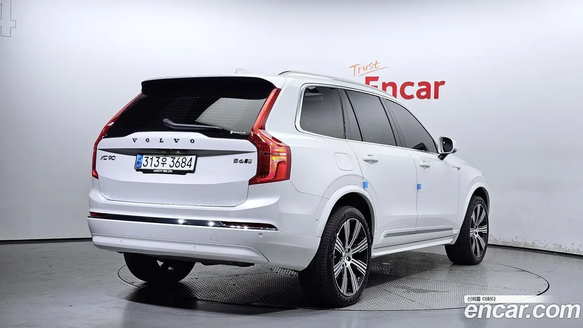 Volvo XC90 — фото 2