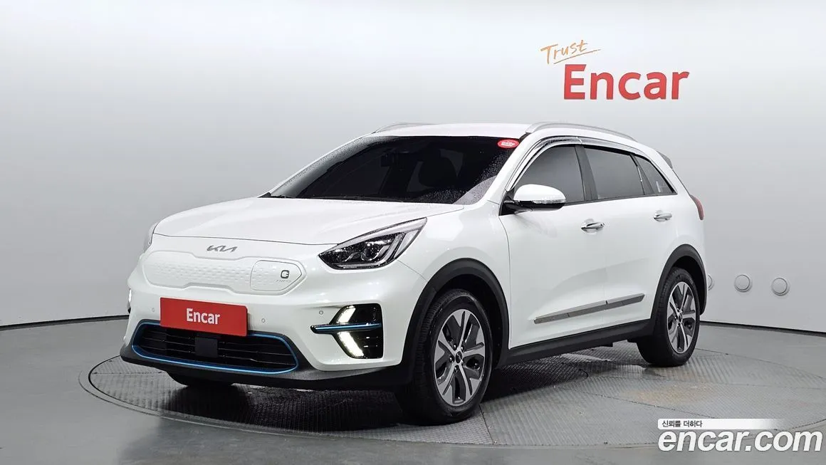Kia Niro — фото 1