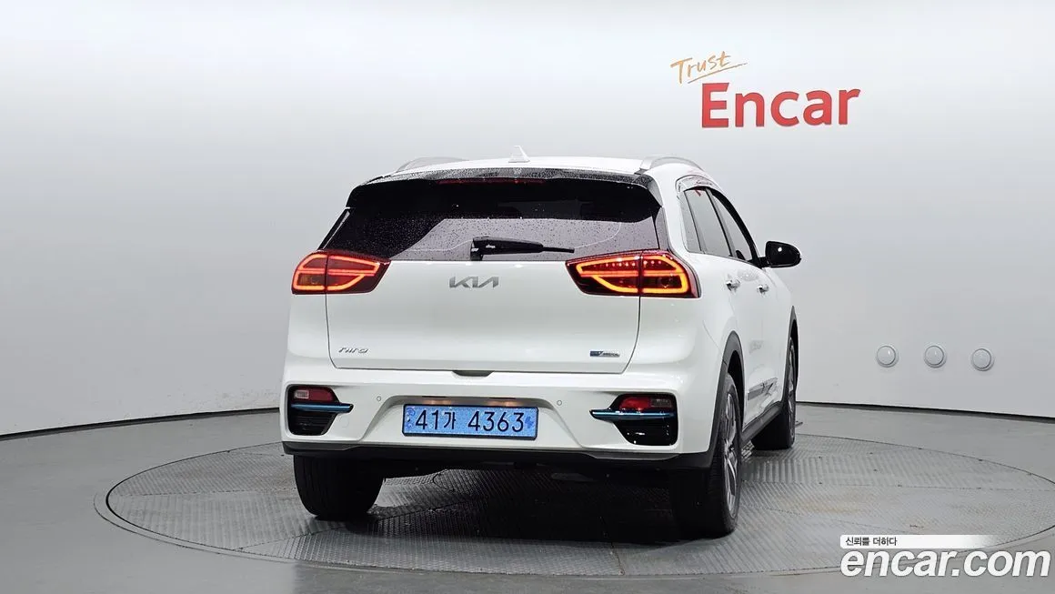 Kia Niro — фото 4