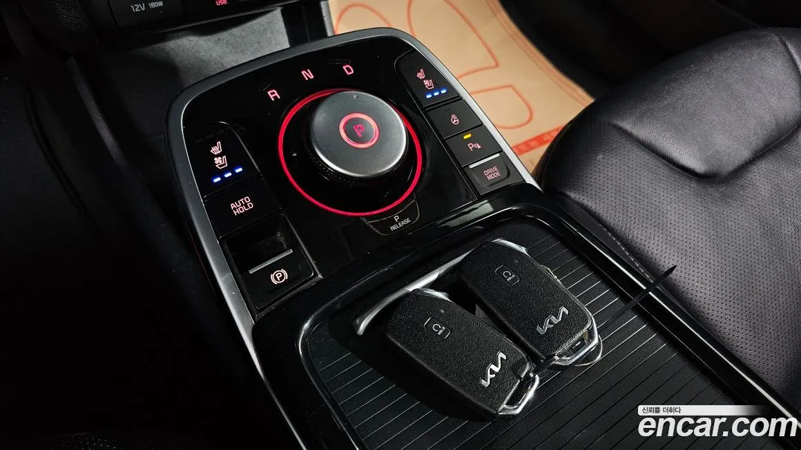 Kia Niro — фото 9