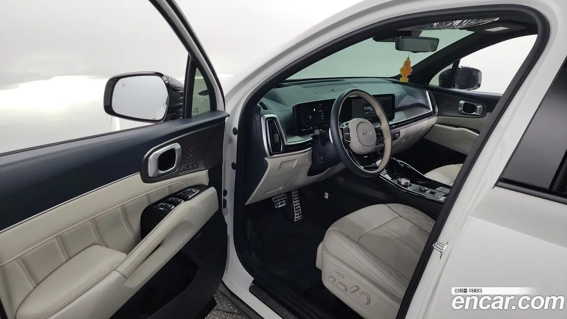 Kia Sorento — фото 10
