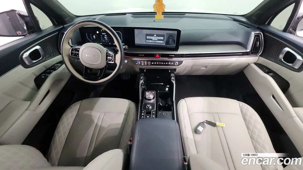 Kia Sorento — фото 7