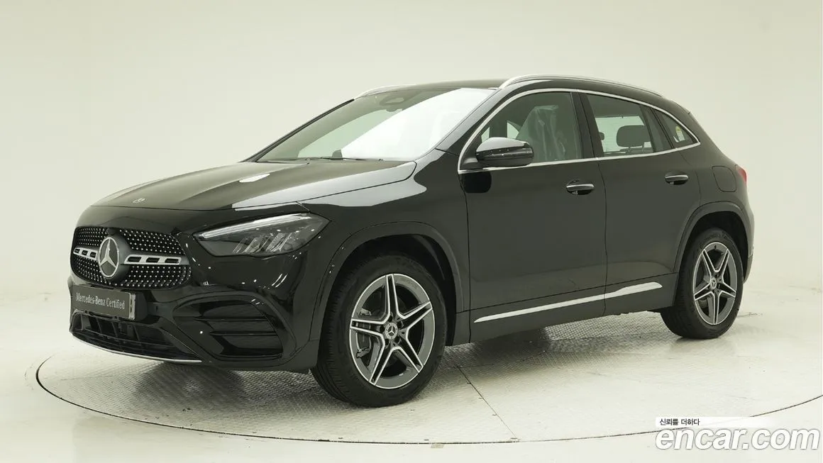 Mercedes-Benz GLA-Class — фото 1