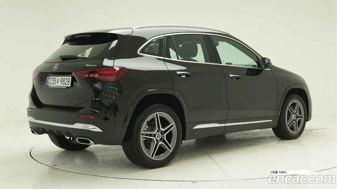 Mercedes-Benz GLA-Class — фото 2