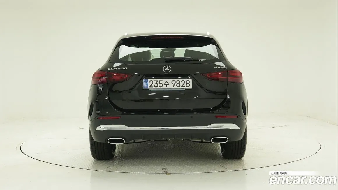Mercedes-Benz GLA-Class — фото 4