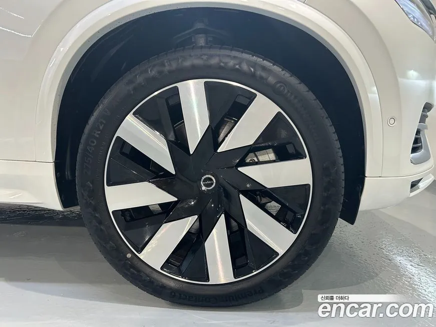 Volvo XC90 2025 из KR, фото 5