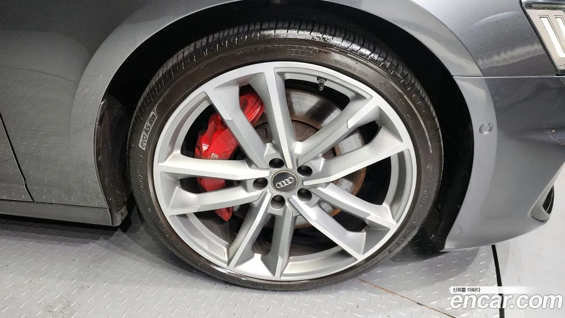 Audi S6 2021 из KR, фото 5