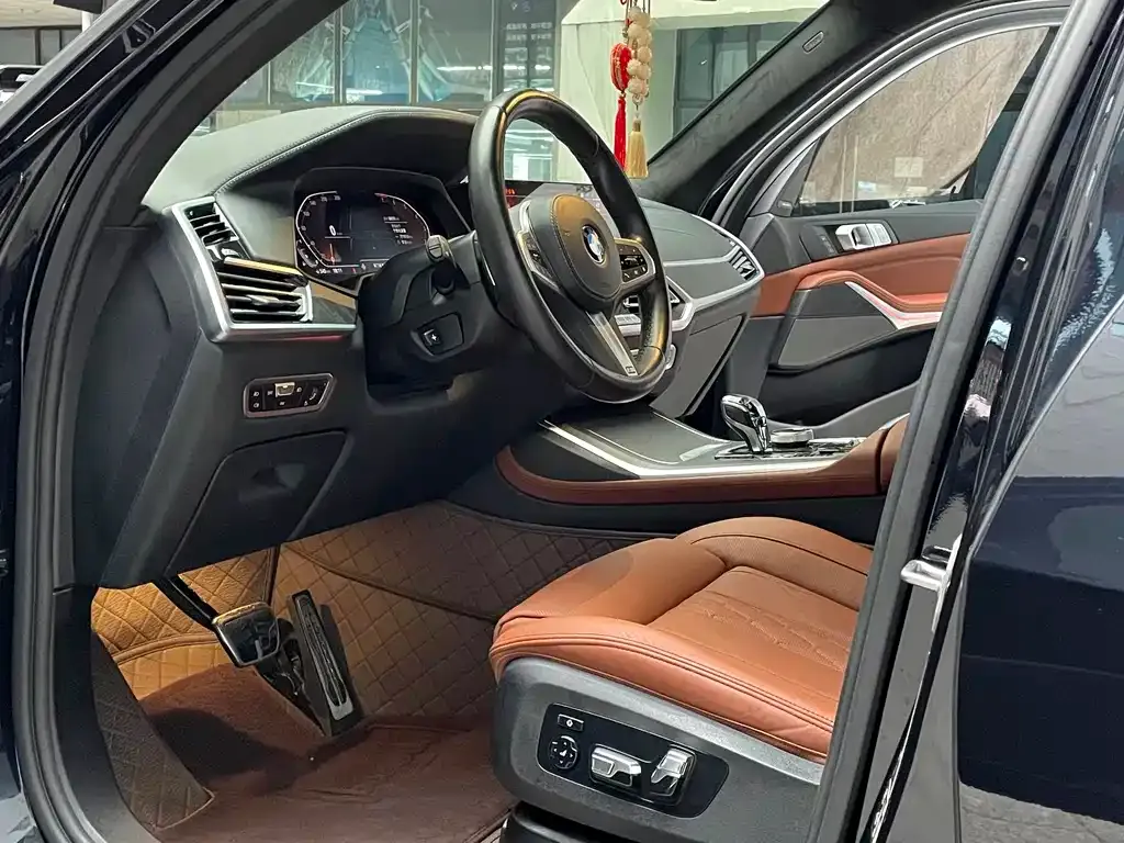BMW X7 2022 из CN, фото 9