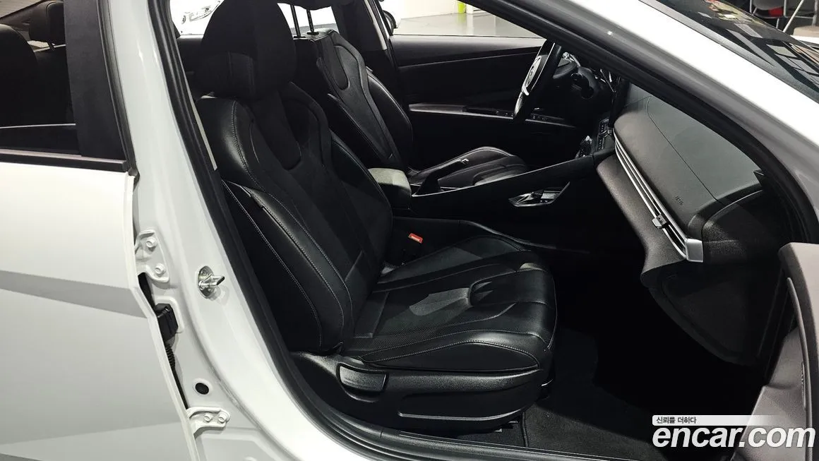 Hyundai AVANTE 2021 из KR, фото 10