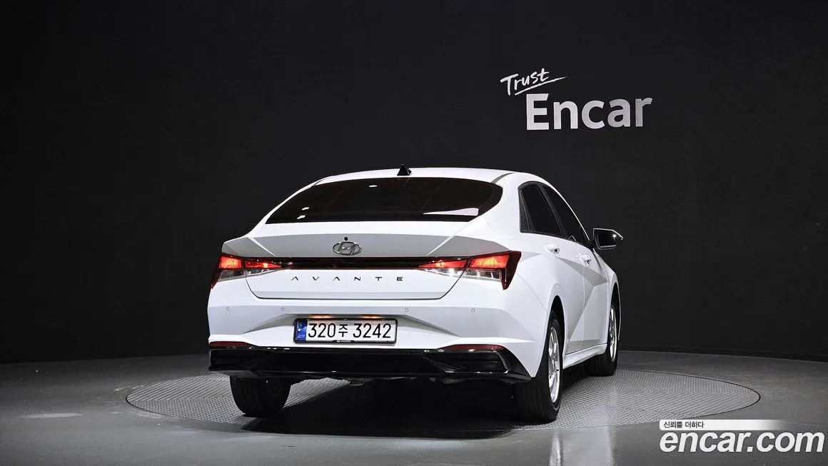 Hyundai AVANTE 2021 из KR, фото 4