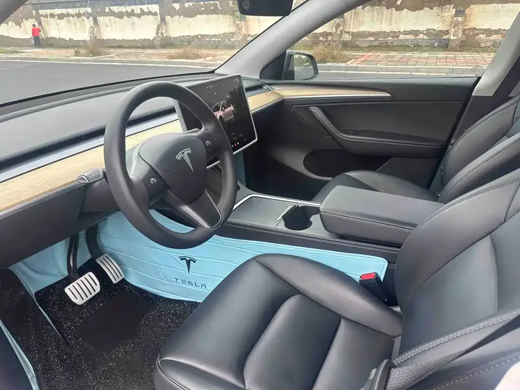 Tesla Model Y 2024 из CN, фото 5