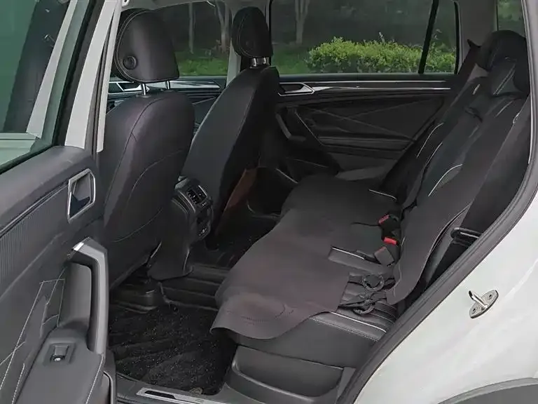 Volkswagen Tiguan L 2024 из CN, фото 5