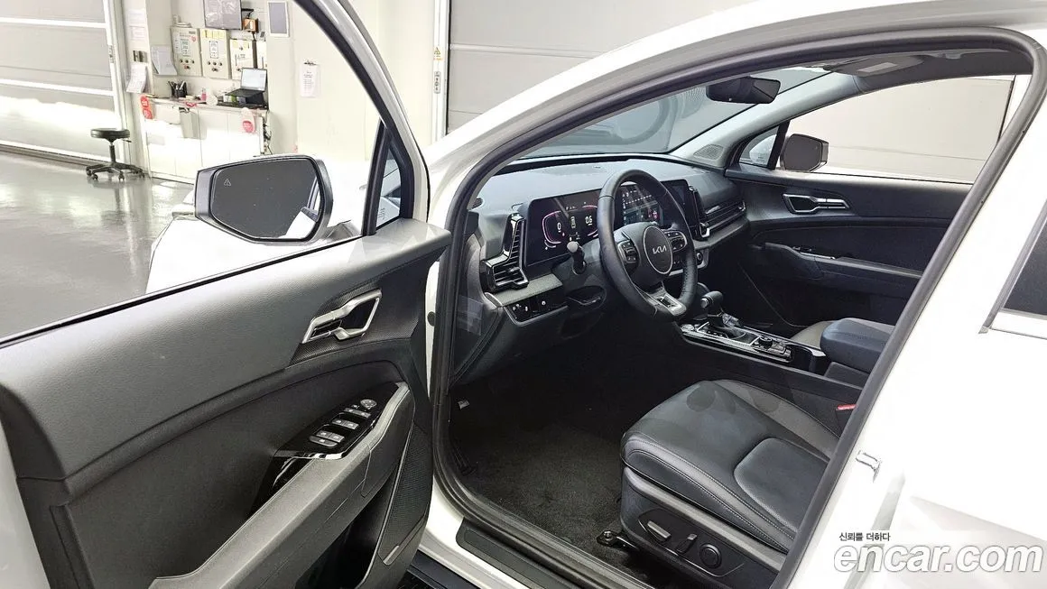 Kia Sportage — фото 10