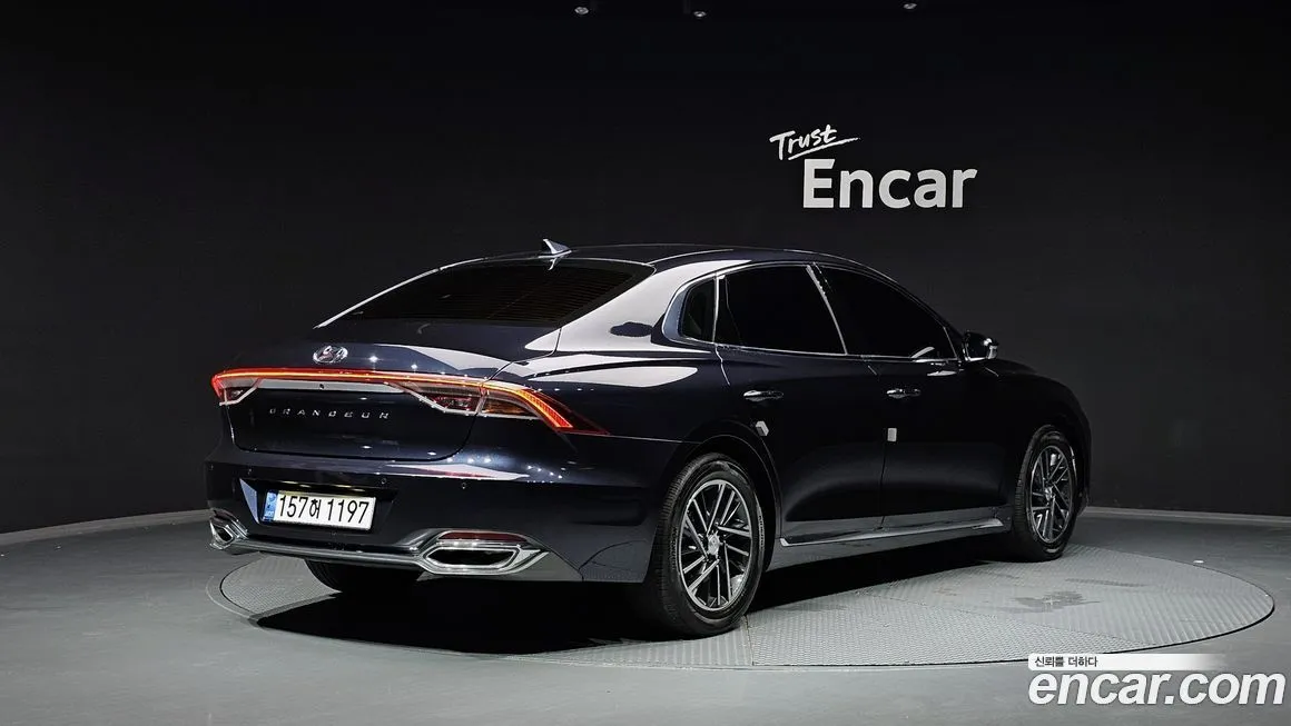 Hyundai Grandeur 2022 из KR, фото 2