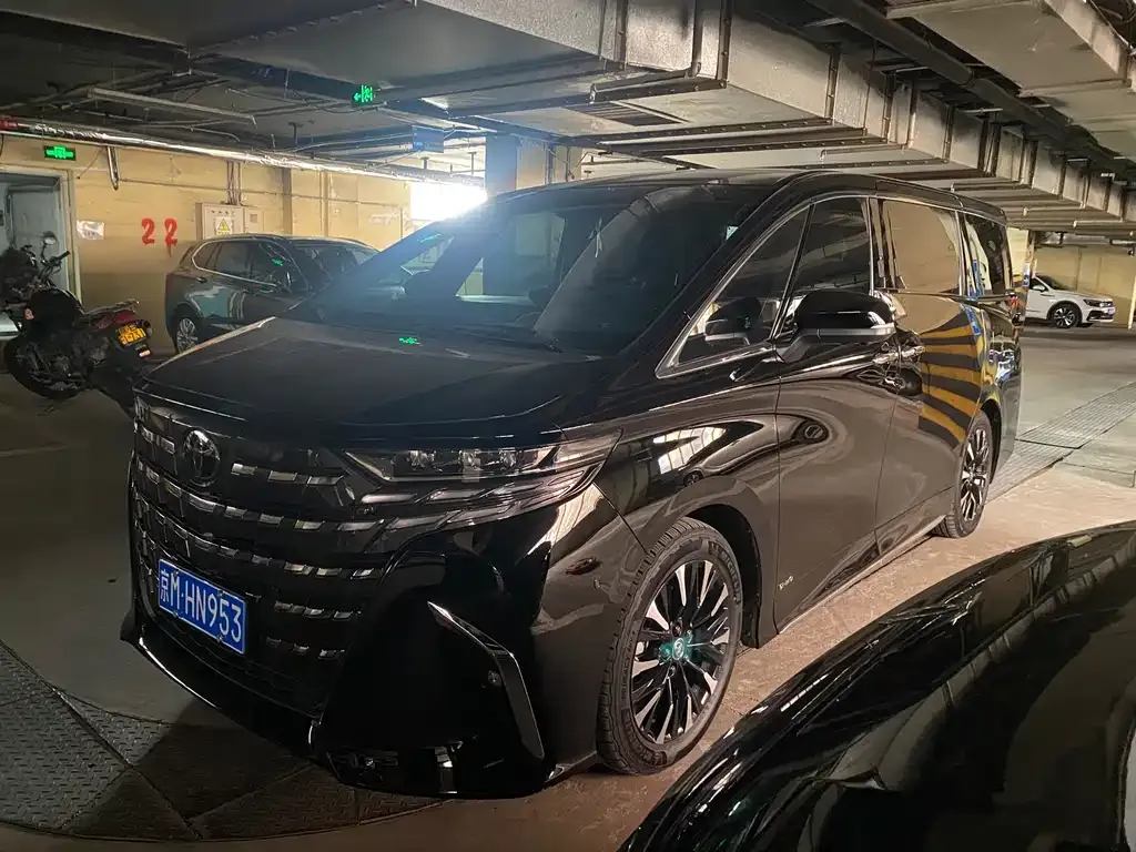 Toyota Alphard 2024 из CN, фото 2