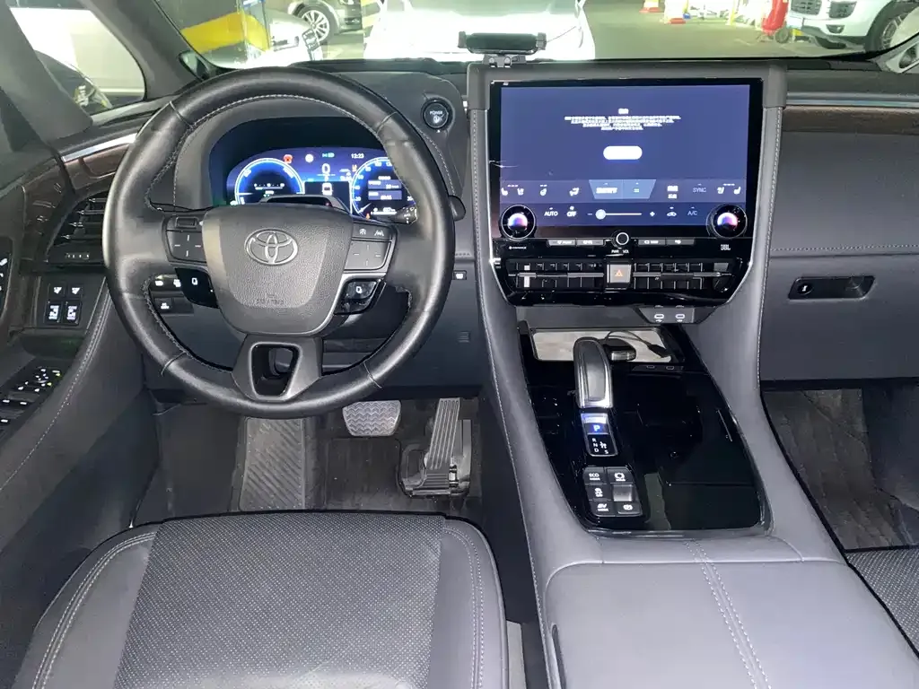Toyota Alphard 2024 из CN, фото 7
