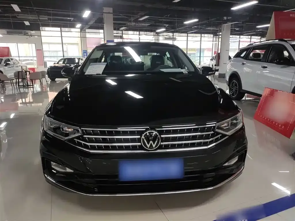 Volkswagen Magotan 2025 из CN, фото 2