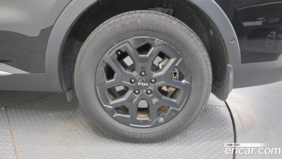 Kia Sorento — фото 5