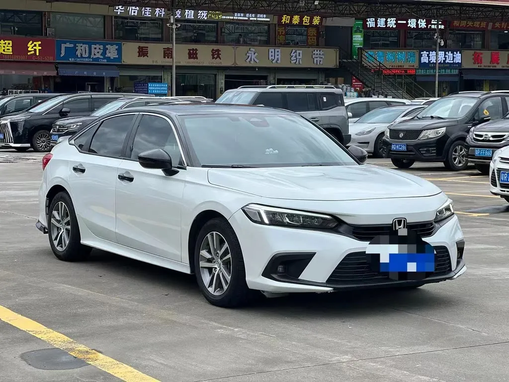 Honda Civic 2023 из CN, фото 2