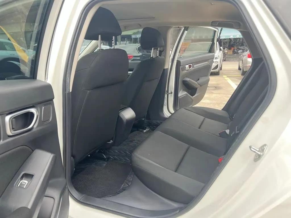 Honda Civic 2023 из CN, фото 5
