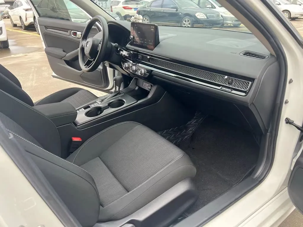 Honda Civic 2023 из CN, фото 8