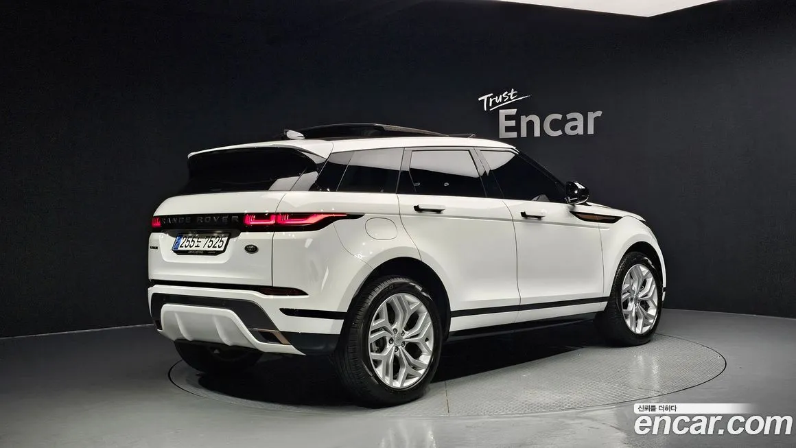 Land Rover Range Rover Evoque 2023 из KR, фото 2