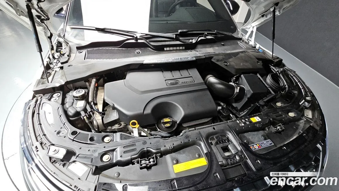 Land Rover Range Rover Evoque 2023 из KR, фото 6