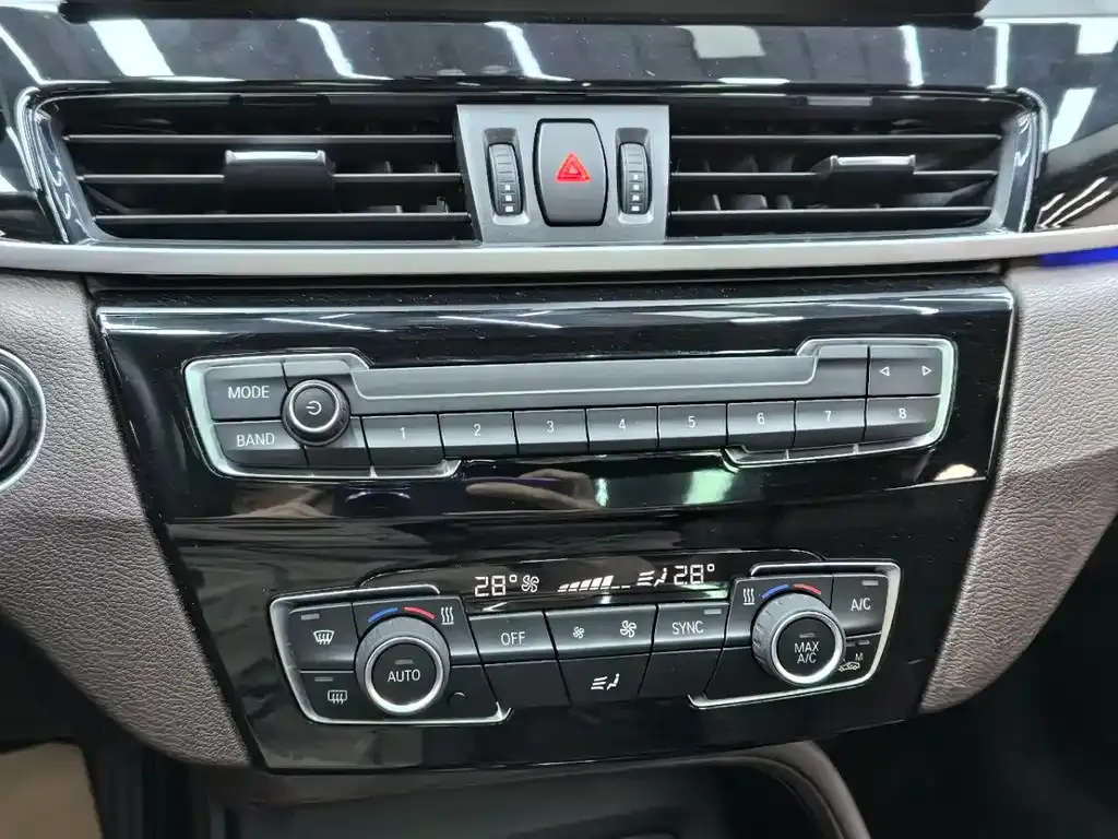 BMW X1 2022 из CN, фото 9