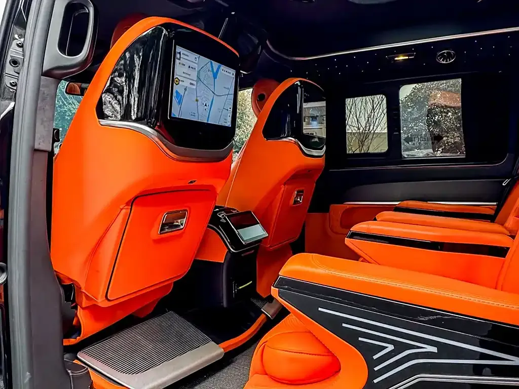 Mercedes-Benz V-Class 2023 из CN, фото 10