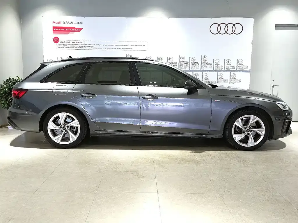 Audi A4 (Import) — фото 3