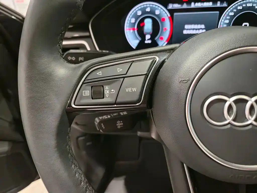 Audi A4 (Import) — фото 9