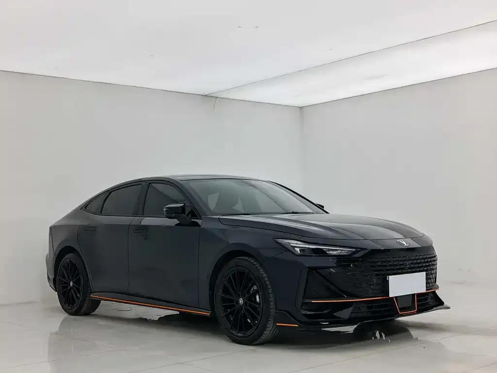 Changan UNI-V 2023 из CN, фото 2