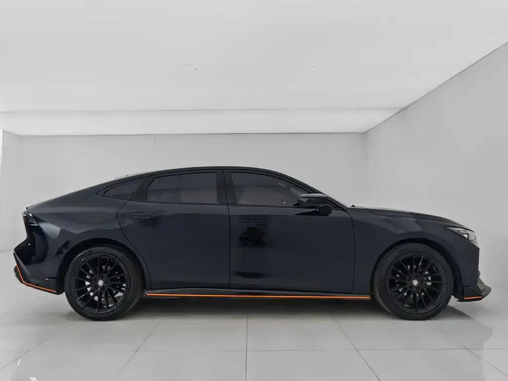 Changan UNI-V 2023 из CN, фото 6