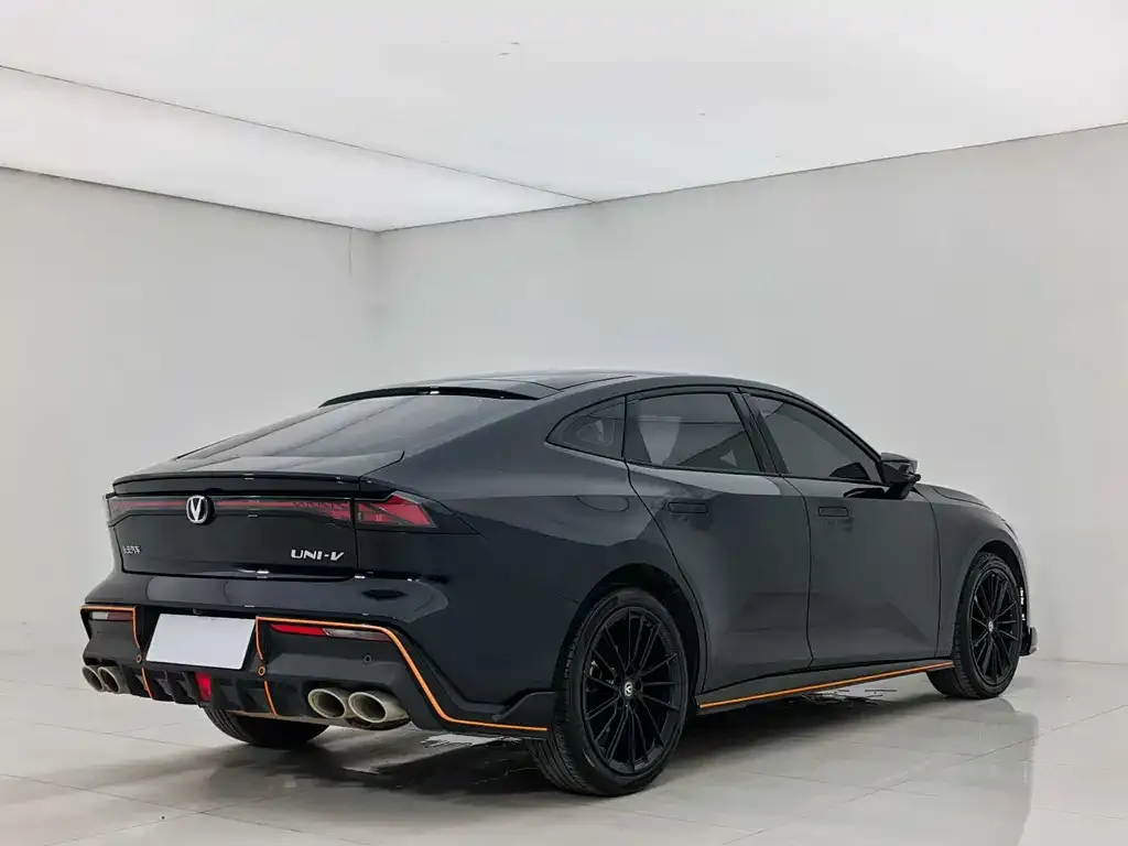 Changan UNI-V 2023 из CN, фото 8