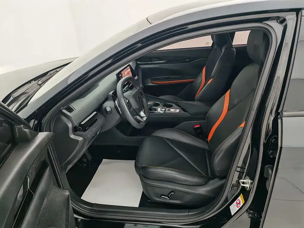Changan UNI-V 2023 из CN, фото 9