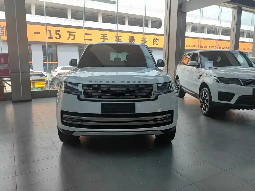 Land Rover Range Rover 2023 из CN, фото 2