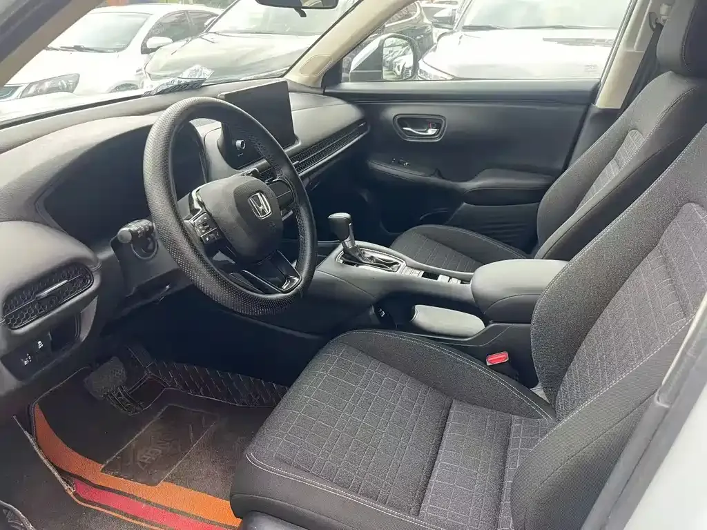 Honda ZR-V 2023 из CN, фото 9
